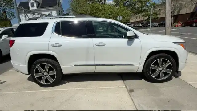 2017 GMC Acadia Denali AWD's photo
