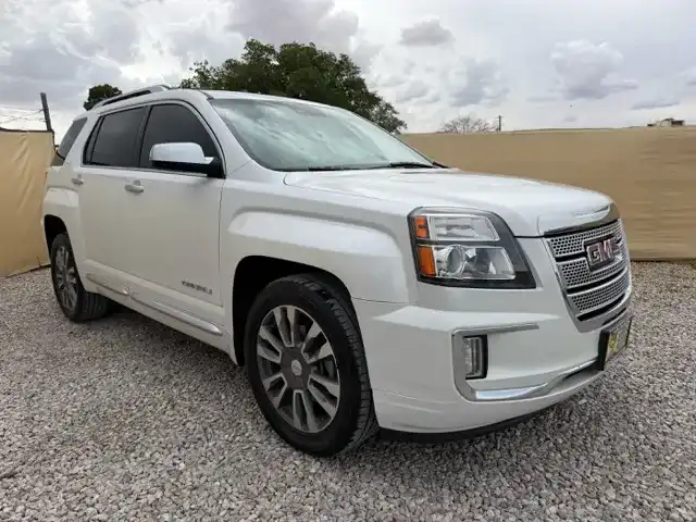 2016 GMC Terrain FWD Denali's photo