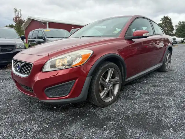 2013 Volvo C30 T5 Premier Plus's photo