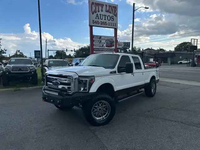 2013 Ford F-250 Lariat 4WD Crew Cab 156 in's photo