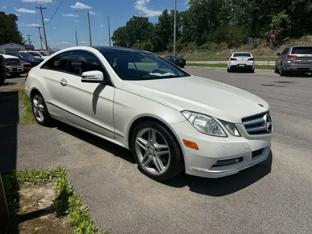 2013 Mercedes-Benz E-Class E350 photo 4