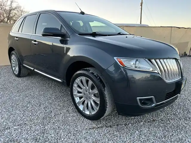 2013 Lincoln MKX FWD's photo