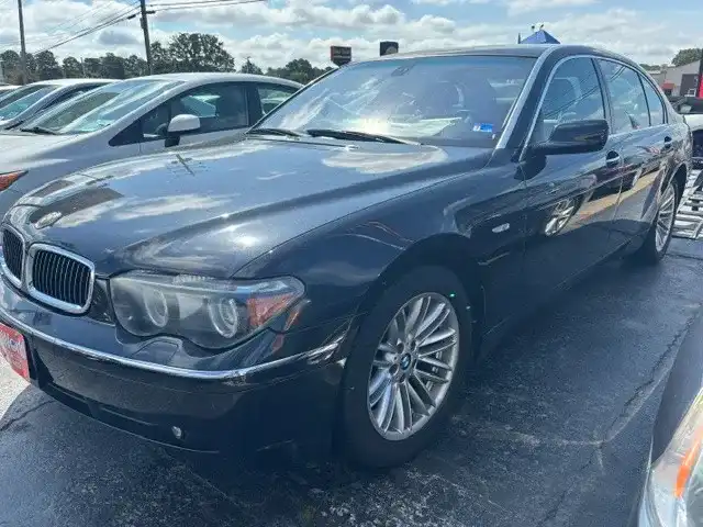2005 BMW 7 Series 745Li's photo