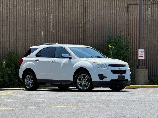 2015 Chevrolet Equinox 1LT photo 3