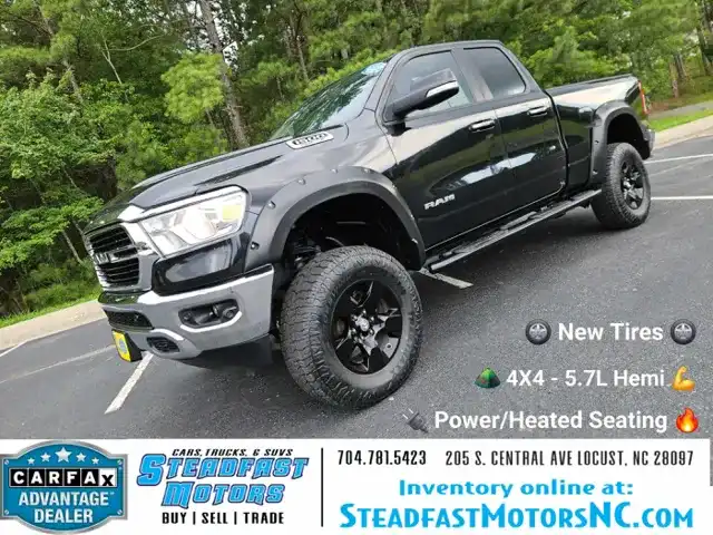 2020 RAM 1500 Big Horn/Lone Star 4x4 Quad Cab 6'4's photo