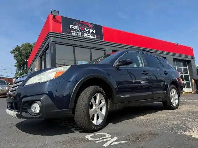 2014 Subaru Outback 2.5i Limited CVT's photo