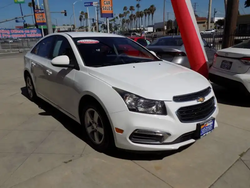 2016 Chevrolet Cruze 1LT Auto's photo