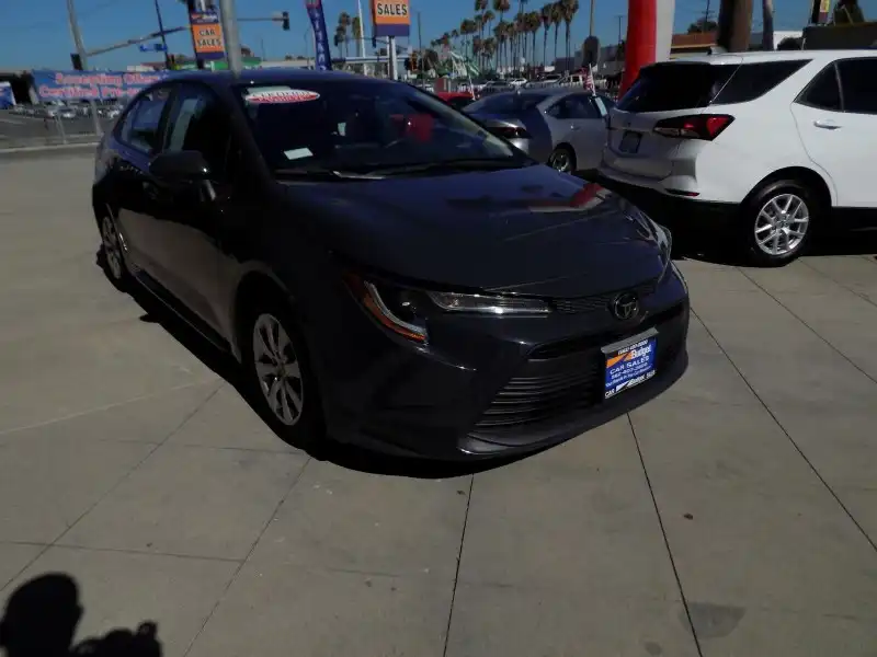 2024 Toyota Corolla LE CVT's photo