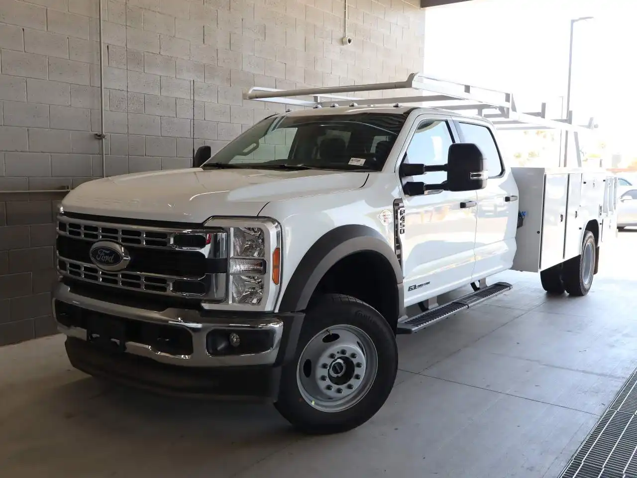 2026 Ford F-450 XL 4x4 Crew Cab 203-In DRW's photo