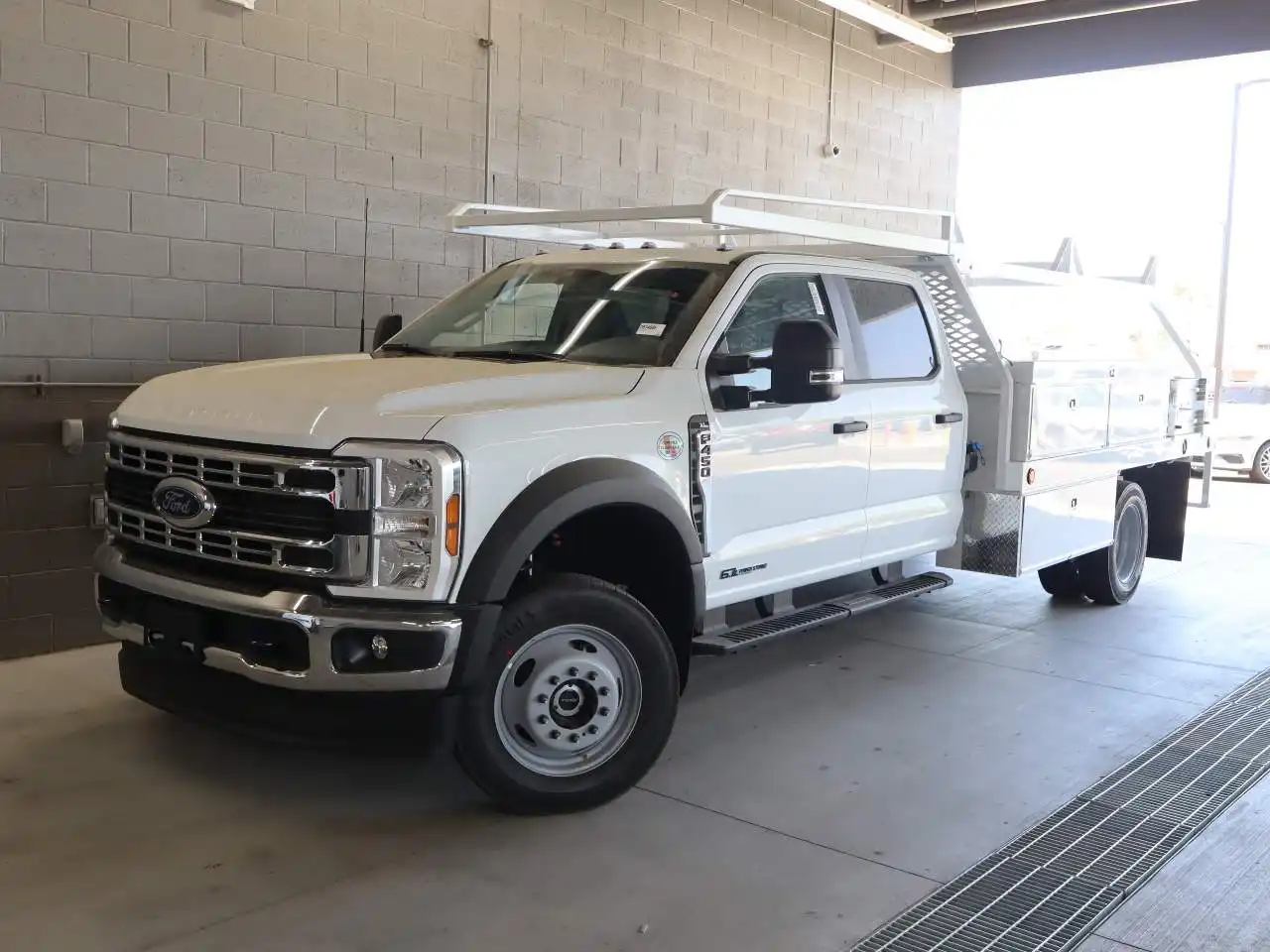 2026 Ford F-450 XL 4x4 Crew Cab 203-In DRW's photo