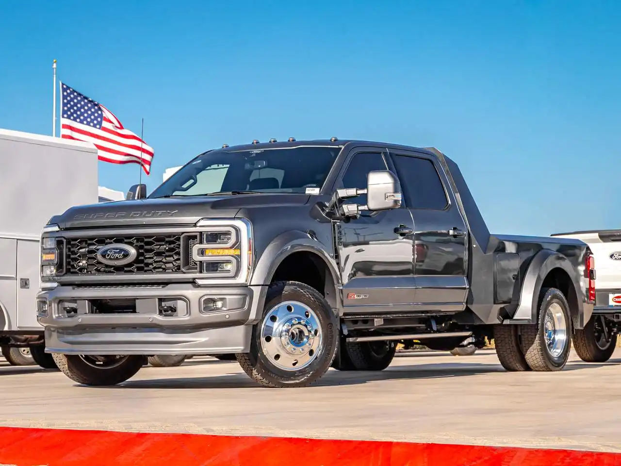 2025 Ford F-450 Platinum 4x4 Crew Cab 8' Box DRW's photo