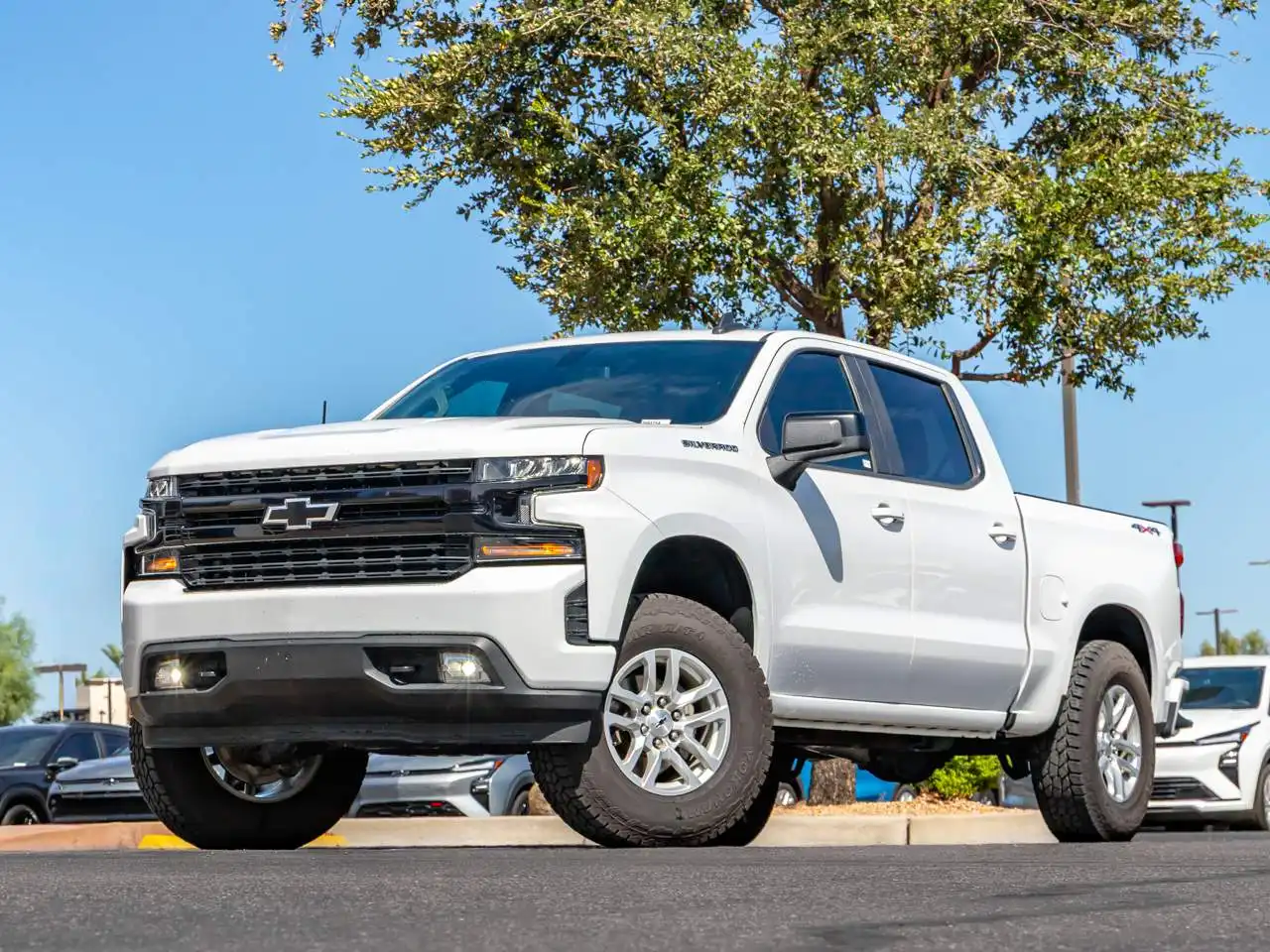 2022 Chevrolet Silverado 1500 RST 4WD Crew Cab Short Box's photo