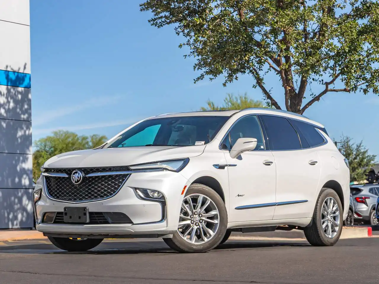 2023 Buick Enclave Avenir's photo