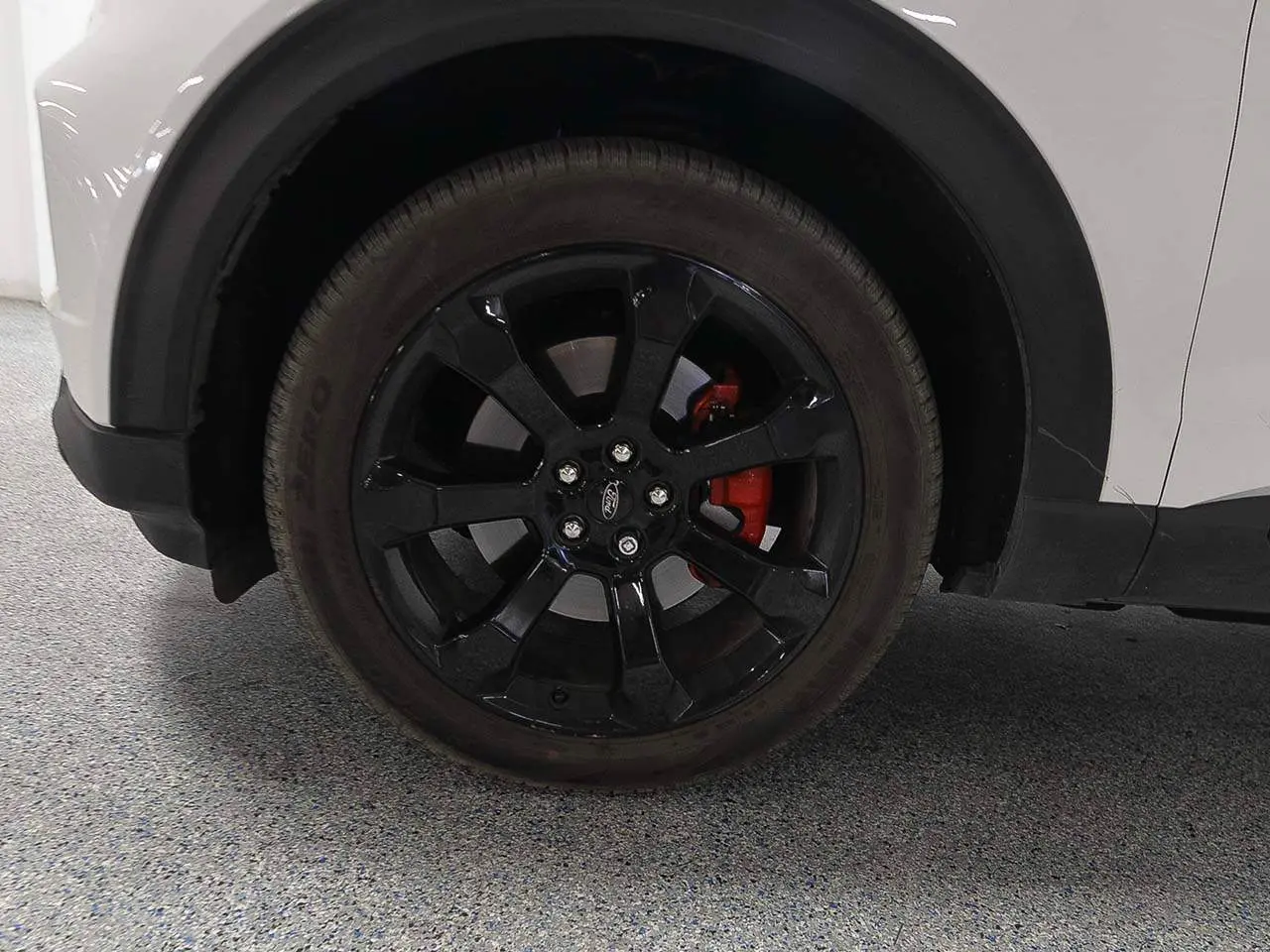 2023 Ford Explorer ST 4WD photo 5