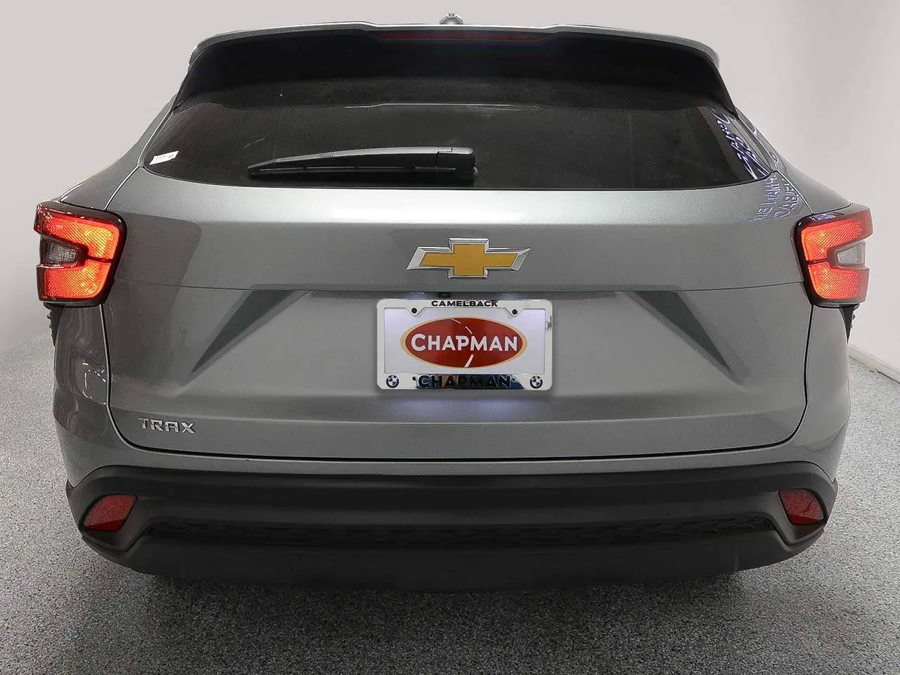 2025 Chevrolet Trax LS photo 4