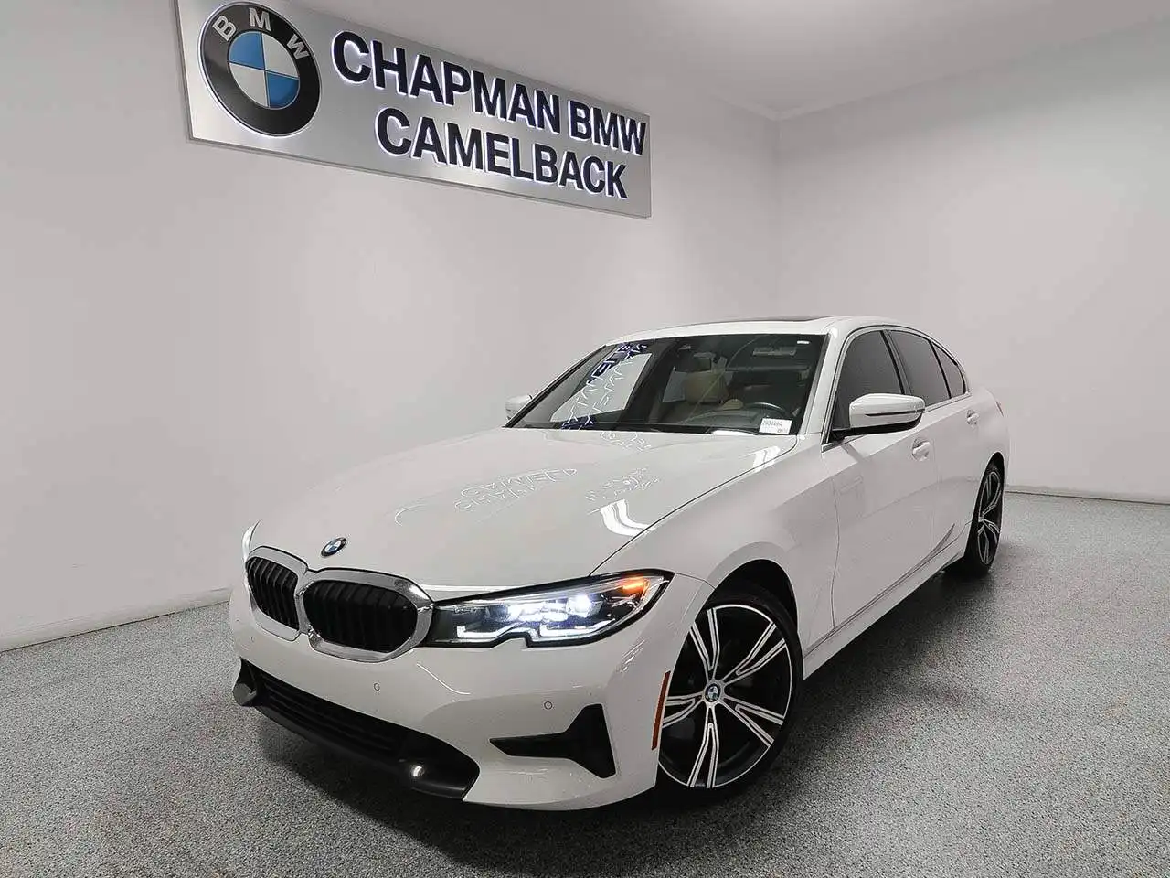 2021 BMW 3 Series 330i Sedan's photo