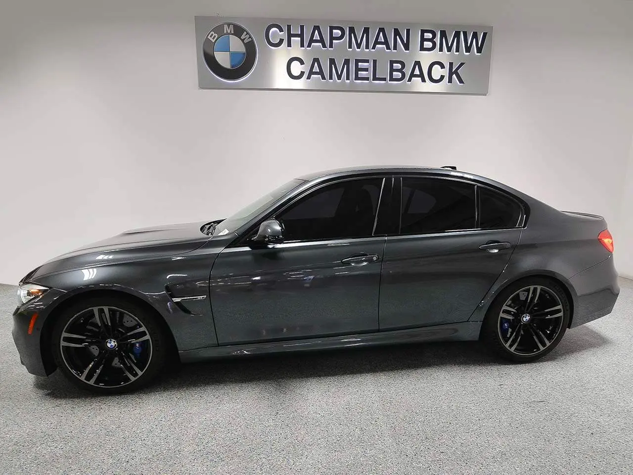 2018 BMW M3 Base photo 3