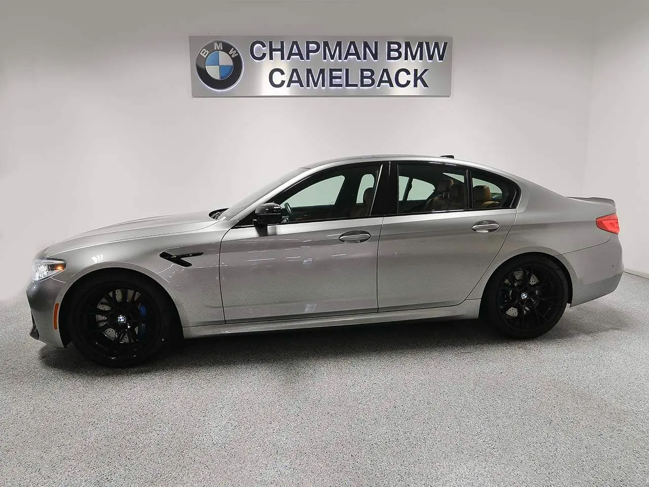 2019 BMW M5 Competition photo 3