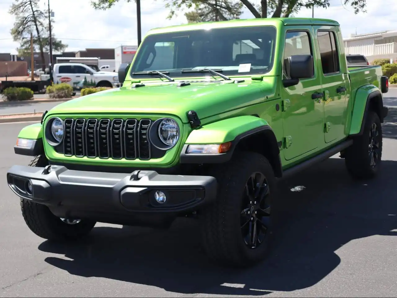 2025 Jeep Gladiator Nighthawk Auto's photo