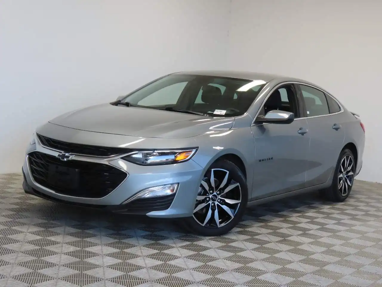 2025 Chevrolet Malibu RS's photo