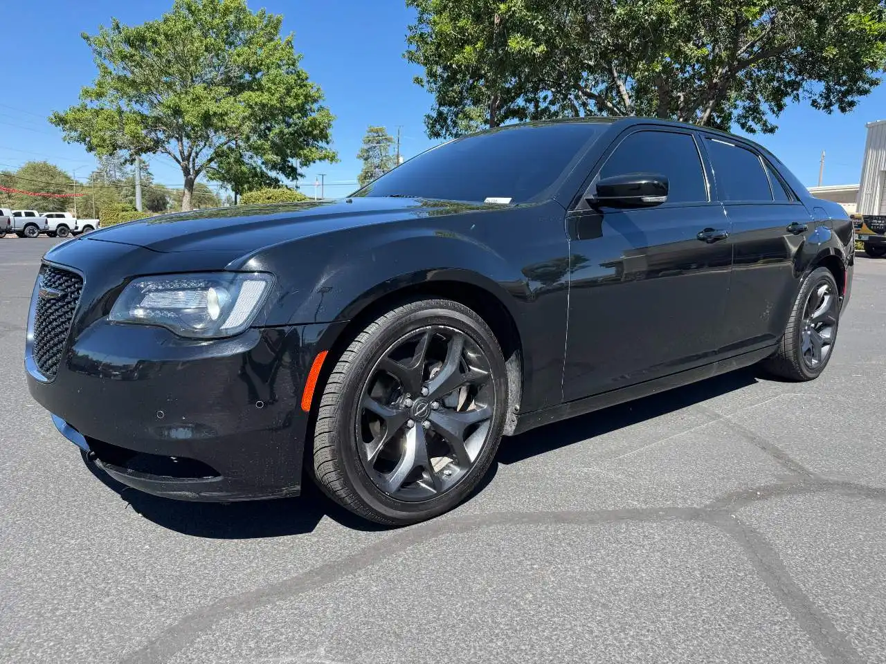 2022 Chrysler 300 S's photo