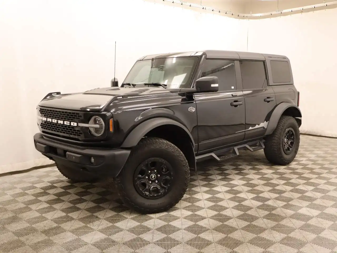 2022 Ford Bronco Wildtrak 4x4's photo