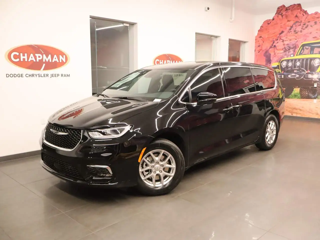 2026 Chrysler Pacifica Select photo 1