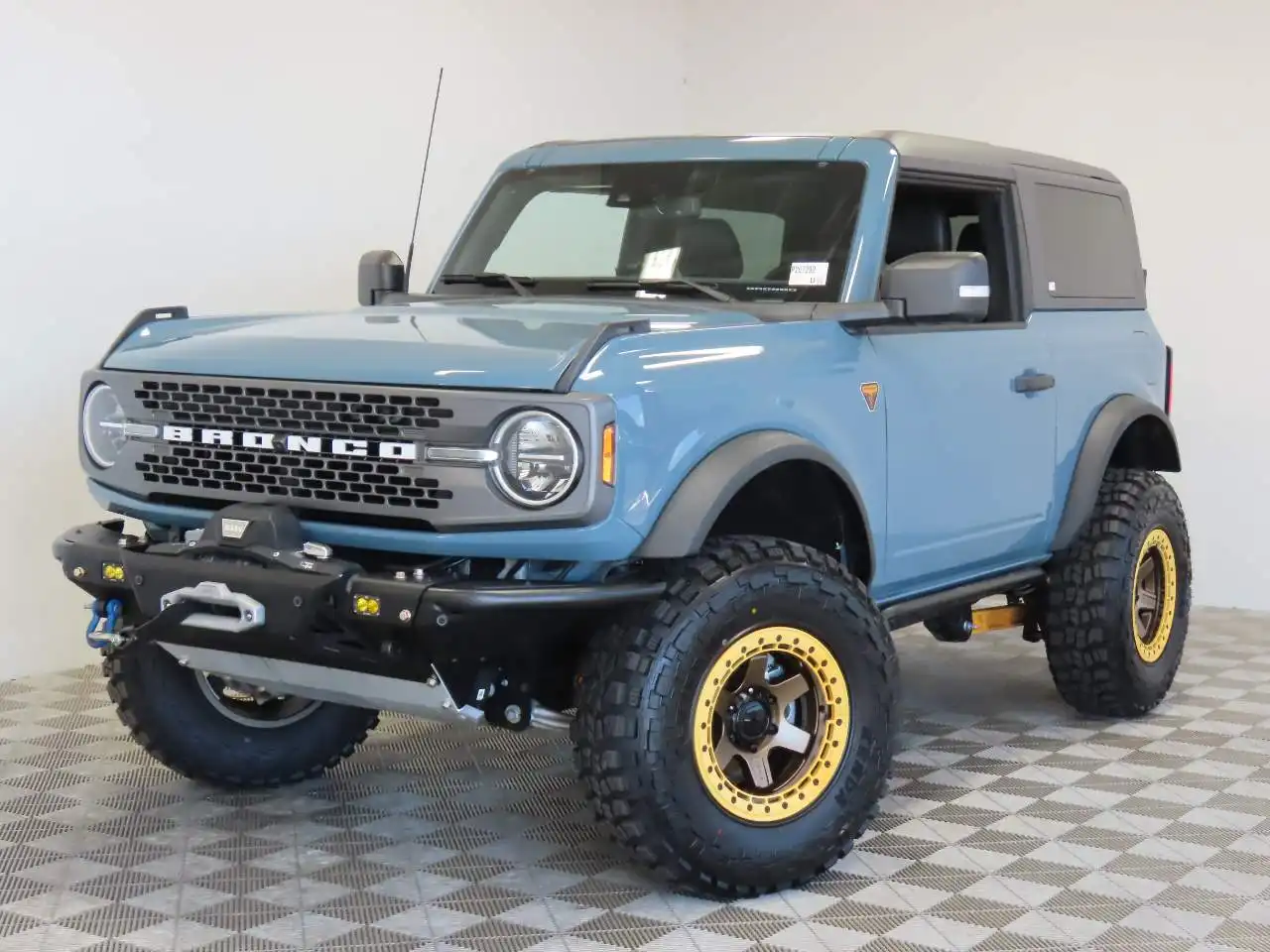 2023 Ford Bronco Badlands 4WD's photo