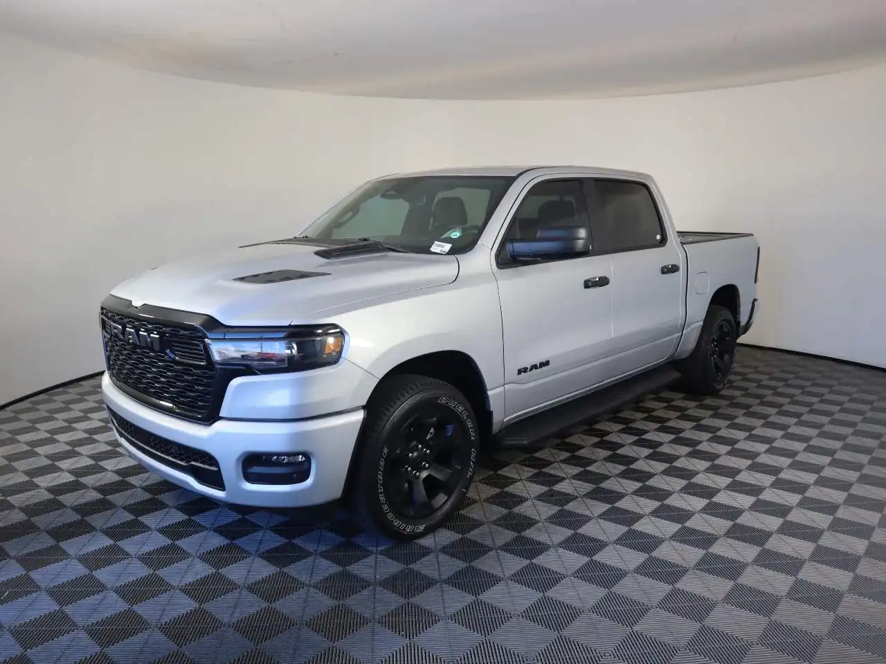 2026 RAM 1500 Express 4x4 Crew Cab 5'7's photo
