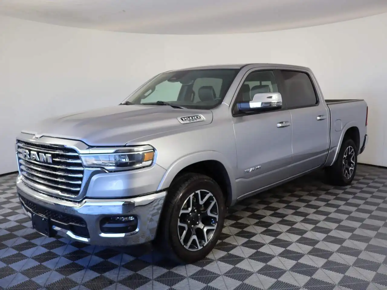 2025 RAM 1500 Laramie 4WD Crew Cab 5'7's photo