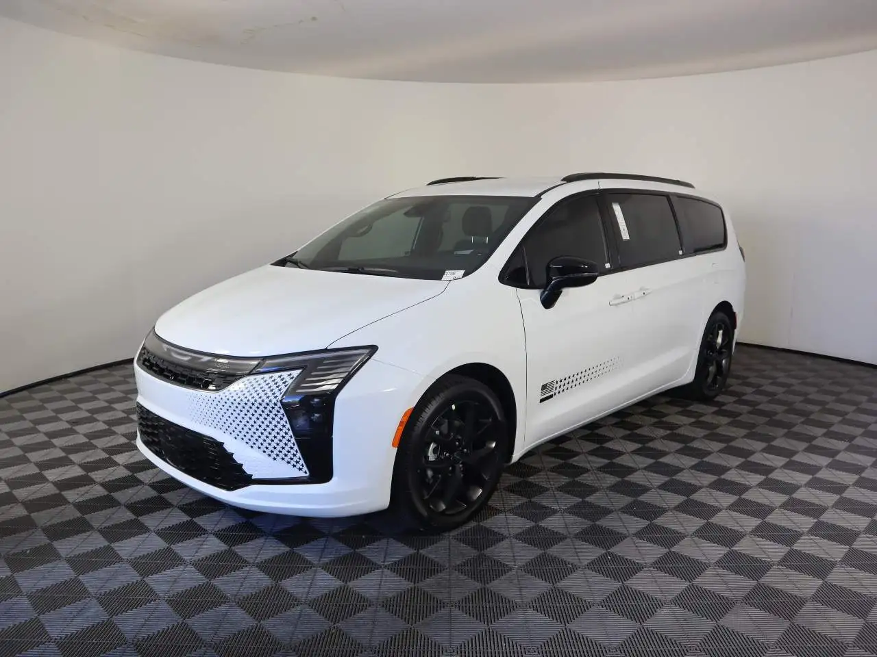 2027 Chrysler Pacifica Select's photo