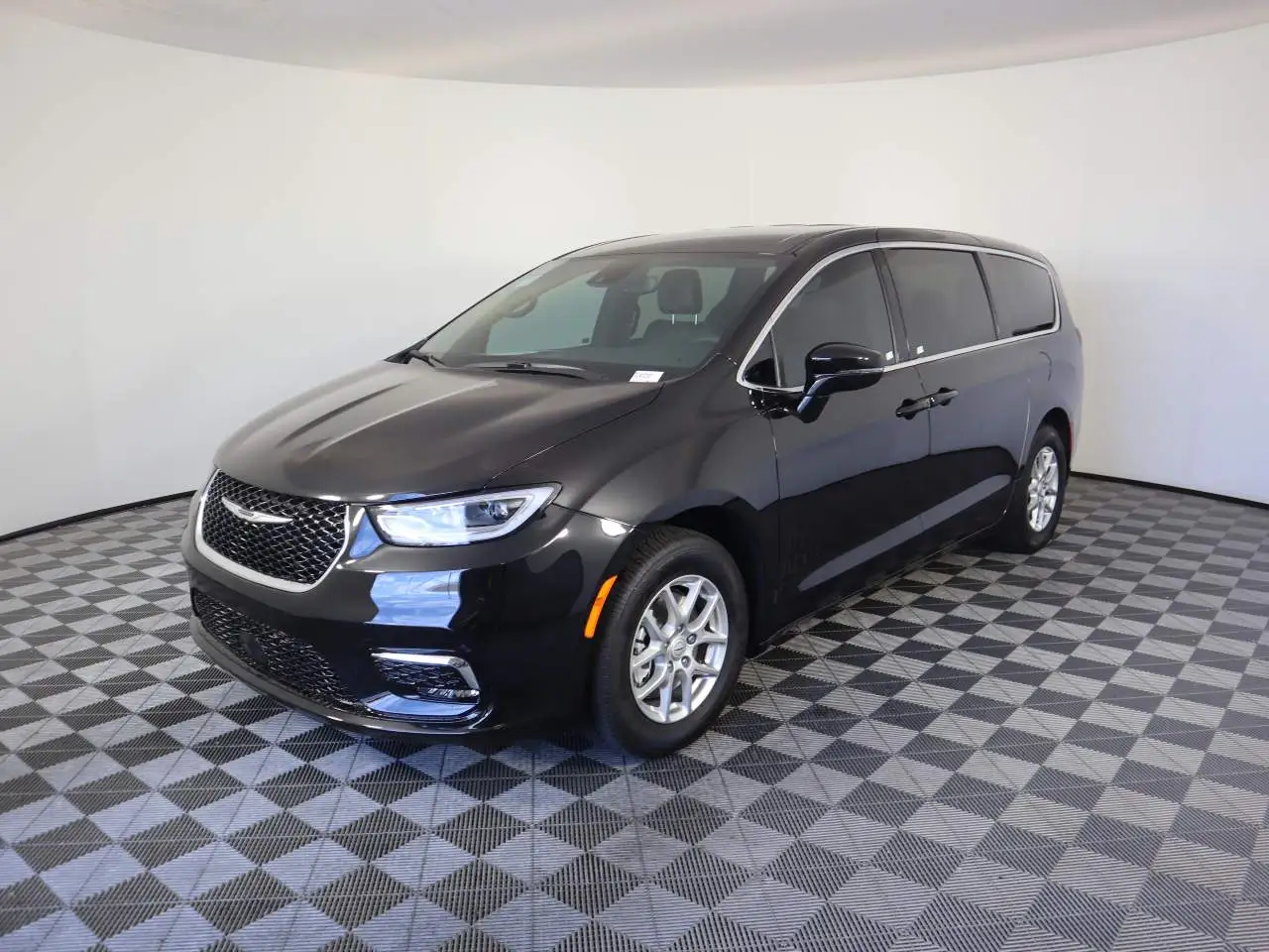 2026 Chrysler Pacifica Select photo 1