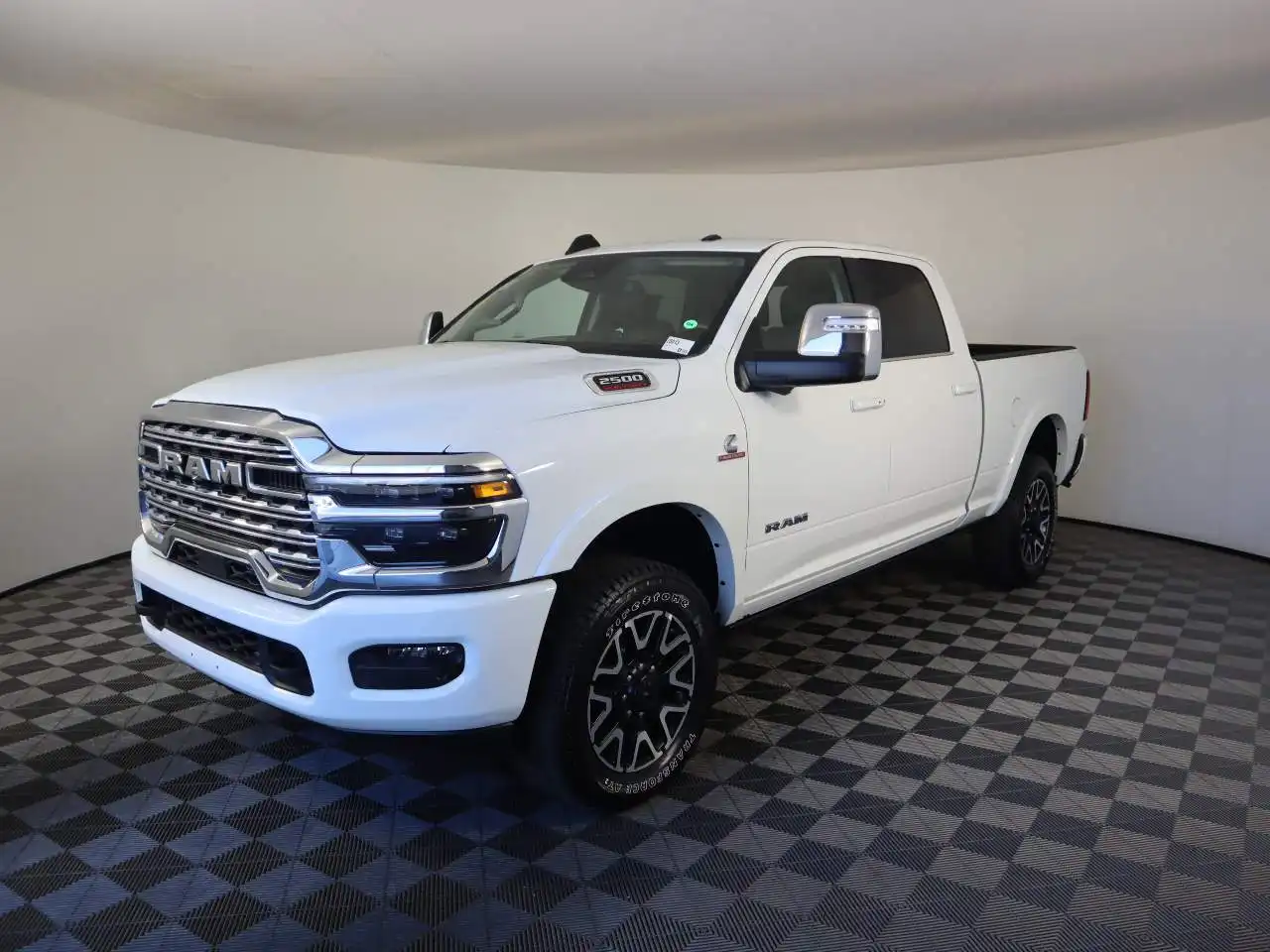 2025 RAM 2500 Limited/Longhorn 4X4 Crew Cab SWB's photo