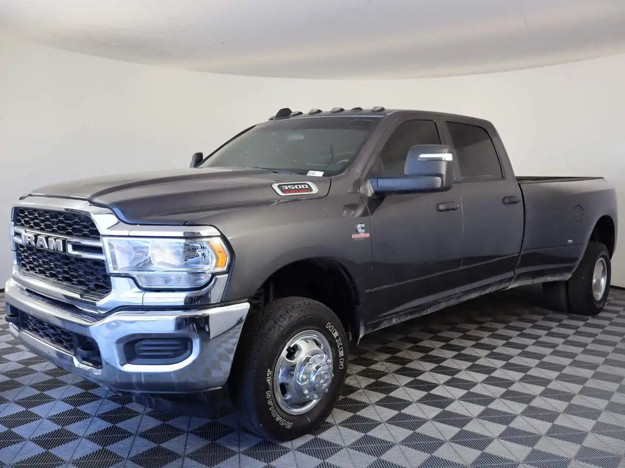 2024 RAM 3500 Tradesman 4X4 Crew Cab LWB's photo