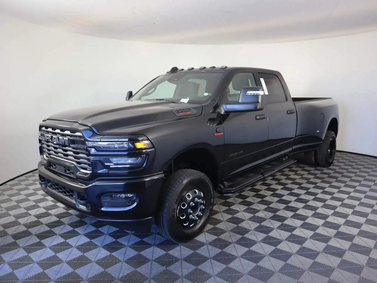 2025 RAM 3500 Big Horn 4X4 Crew Cab LWB's photo