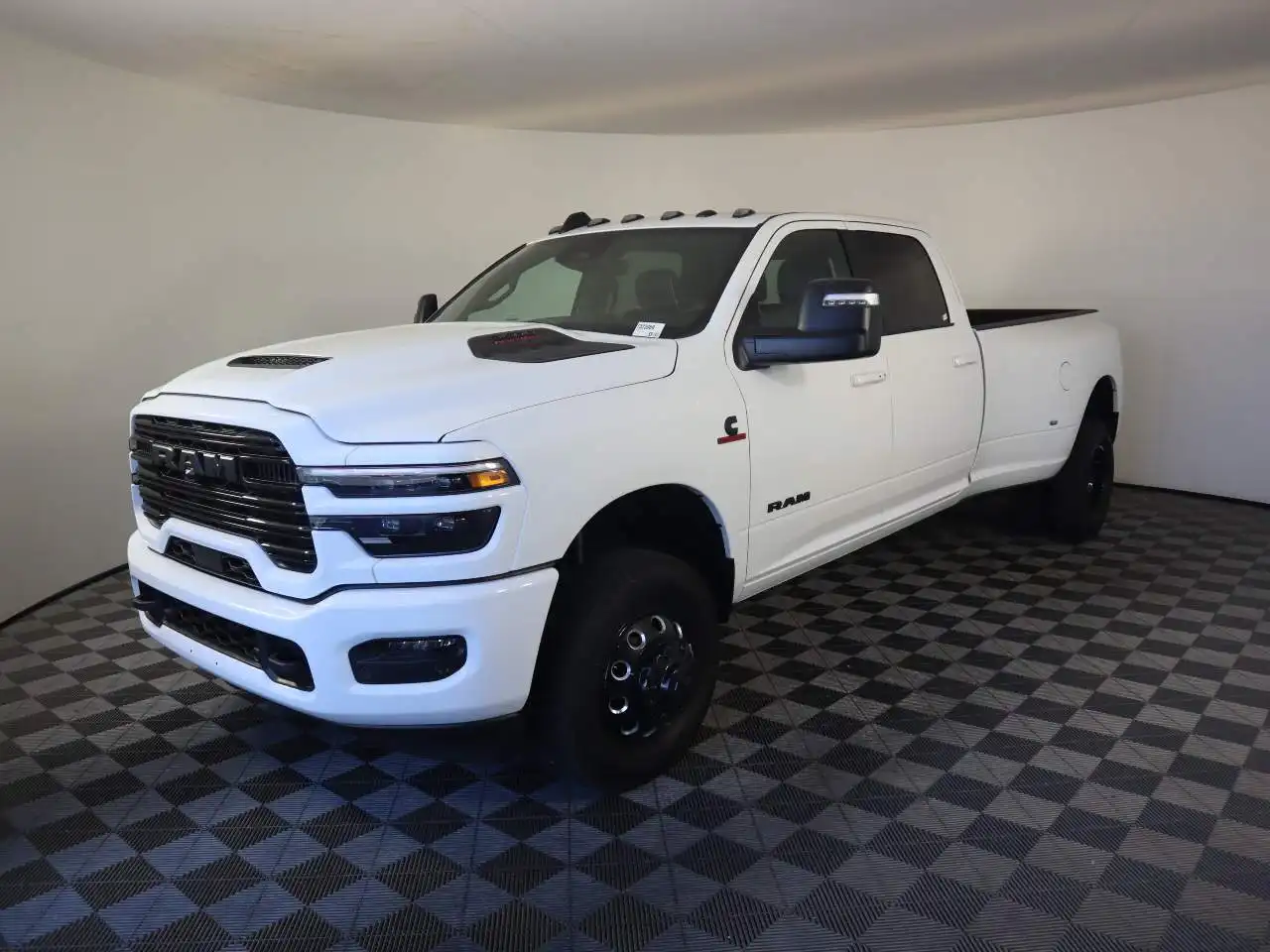 2026 RAM 3500 Laramie 4X4 Crew Cab LWB's photo