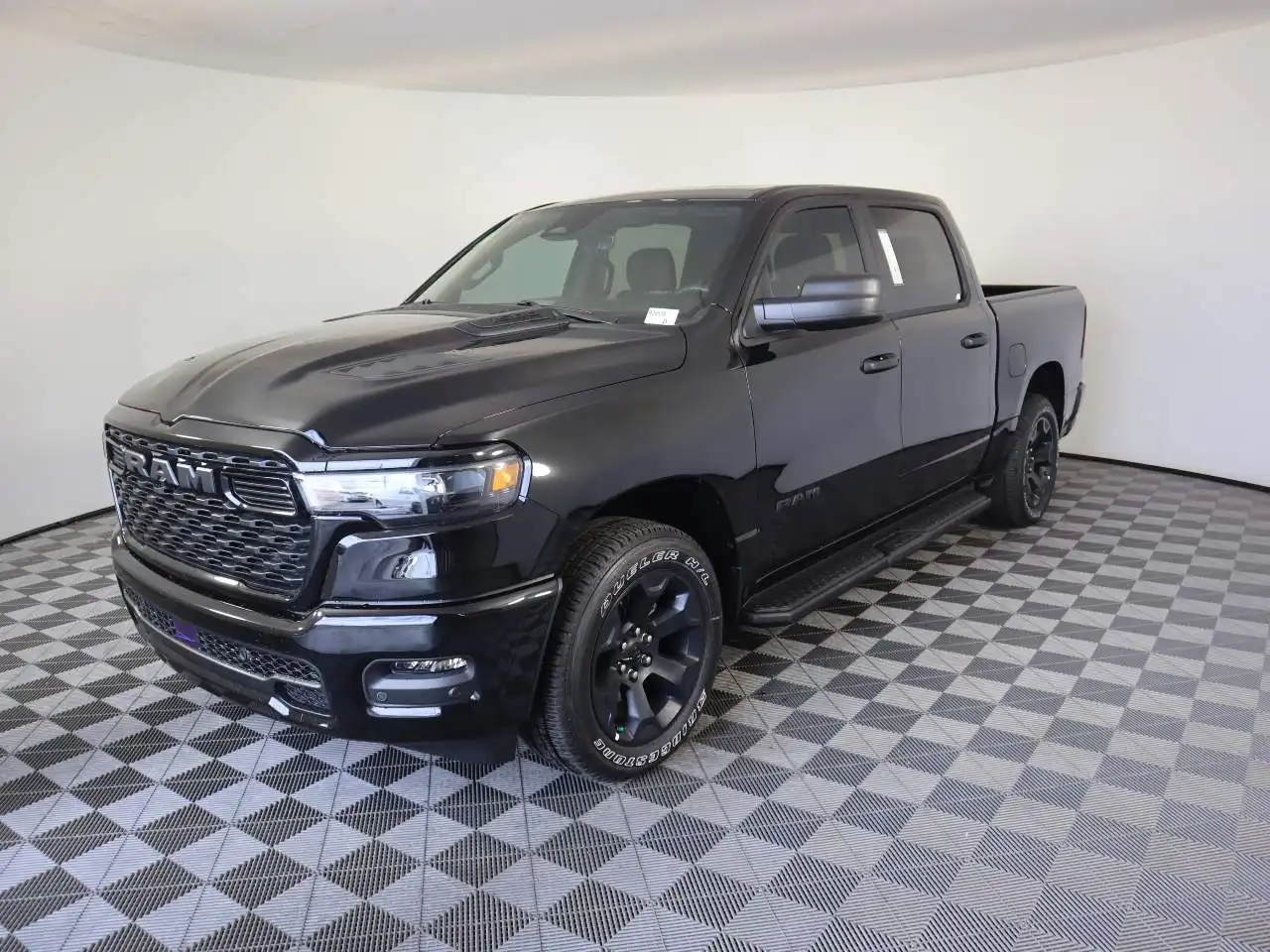 2026 RAM 1500 Express 4x4 Crew Cab 5'7's photo