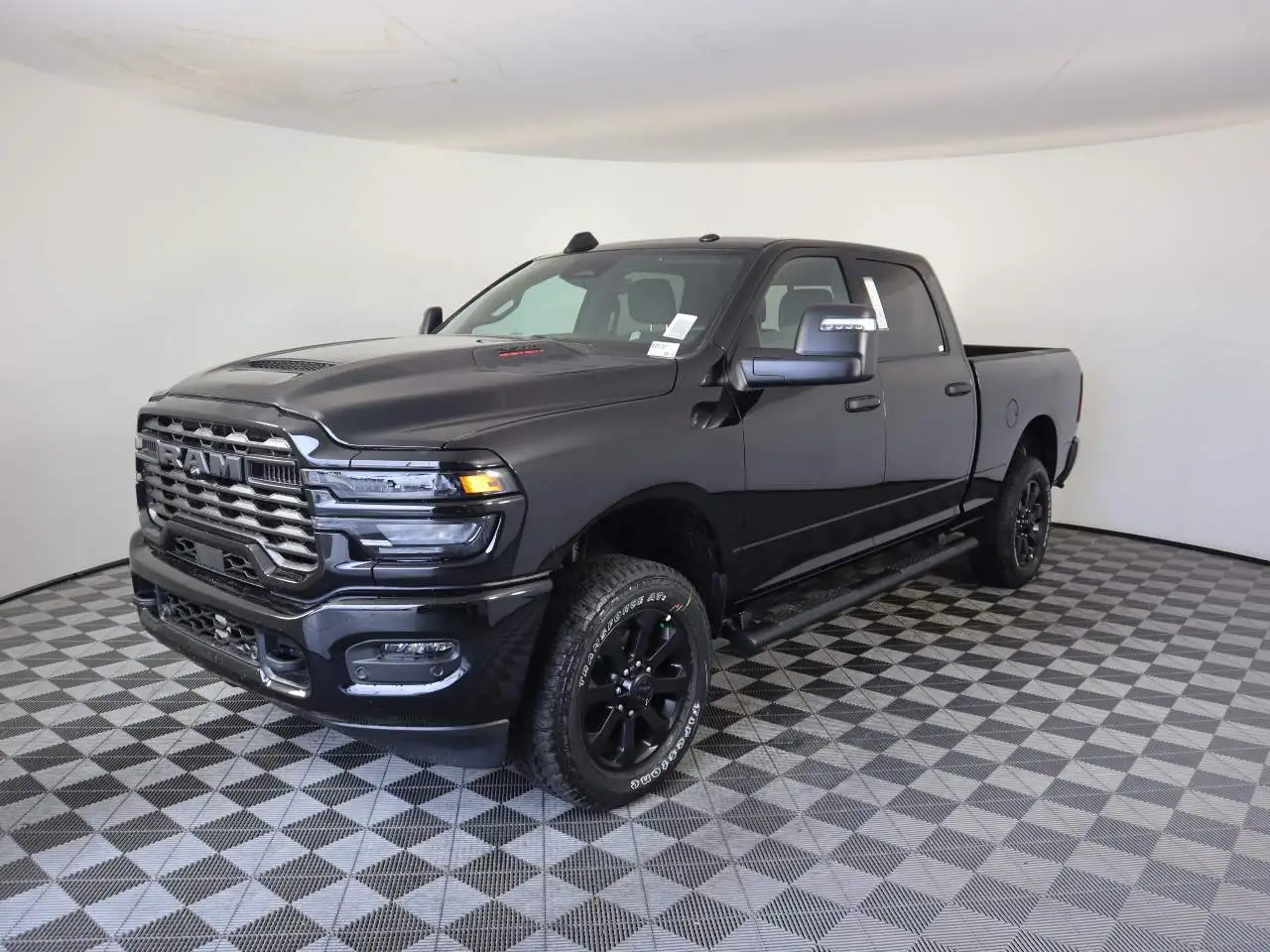 2026 RAM 2500 Tradesman/Black Express 4X4 Crew Cab SWB's photo