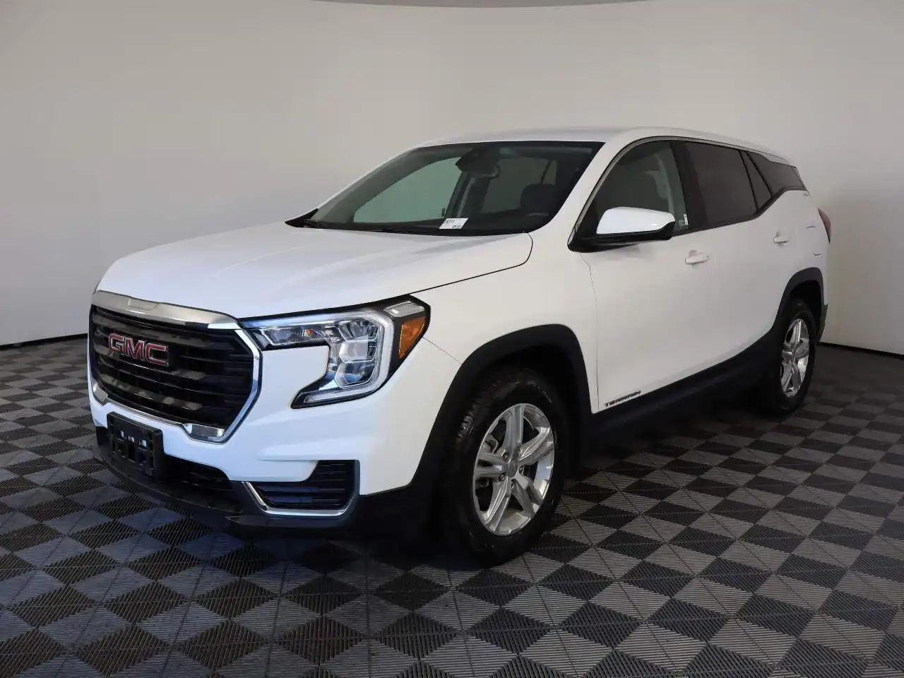 2024 GMC Terrain SLE FWD's photo
