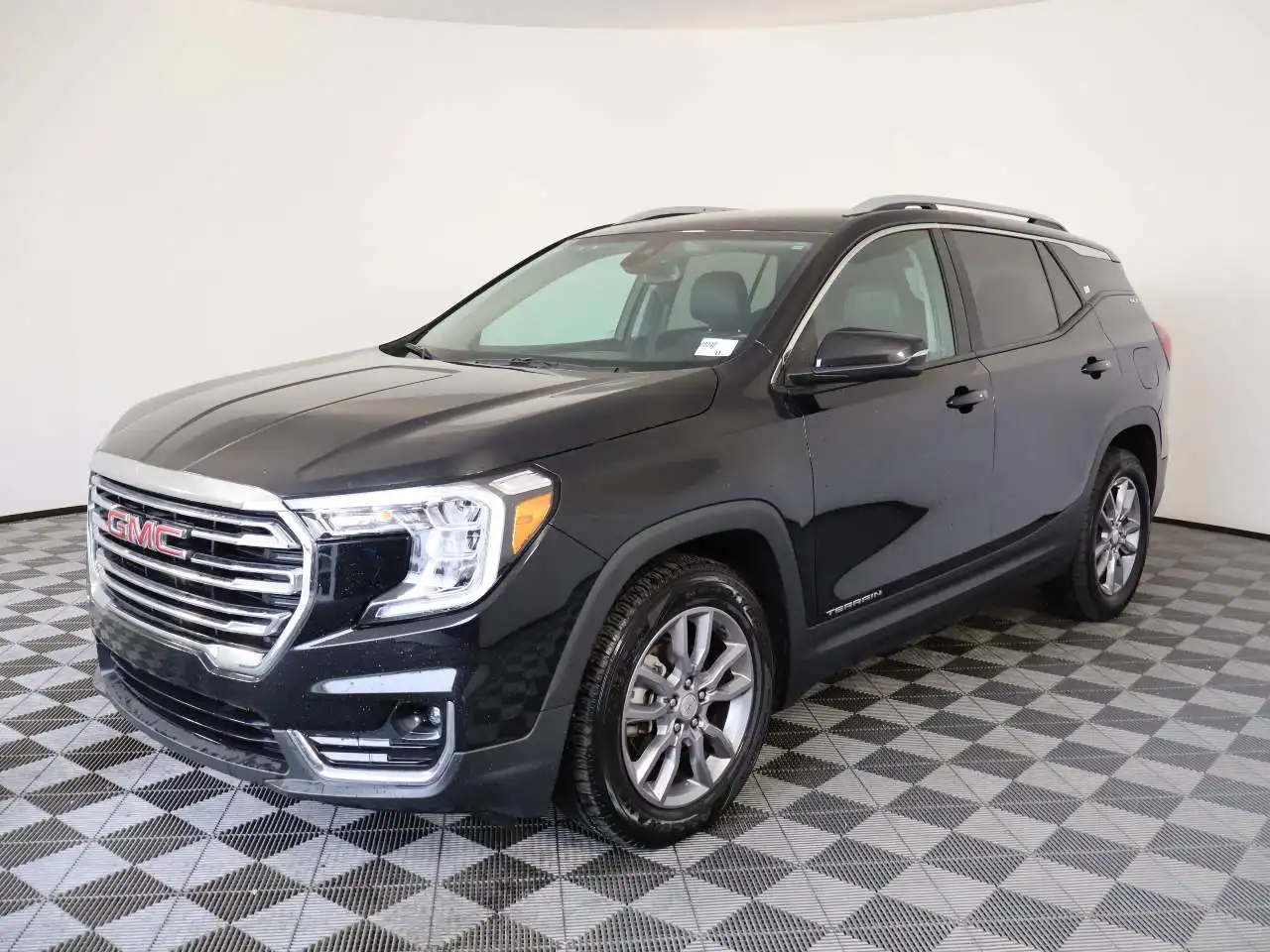 2024 GMC Terrain SLT FWD's photo