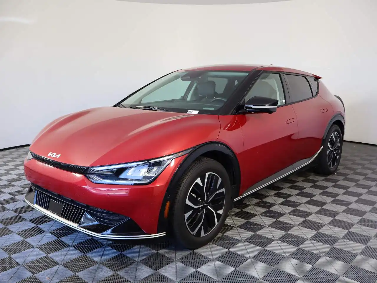 2023 Kia EV6 Wind's photo