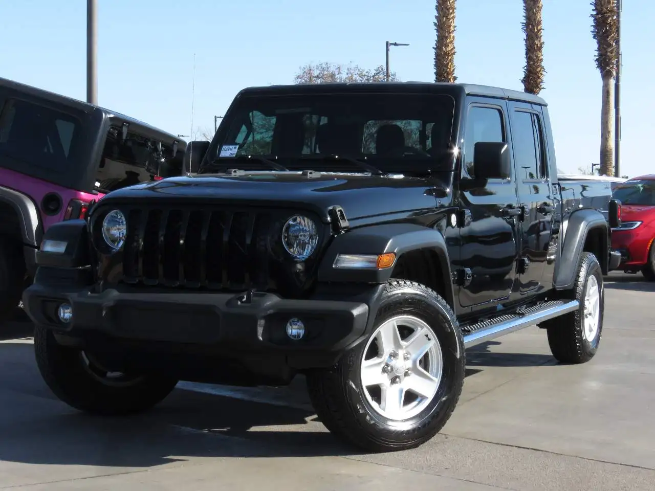 2020 Jeep Gladiator Sport S's photo