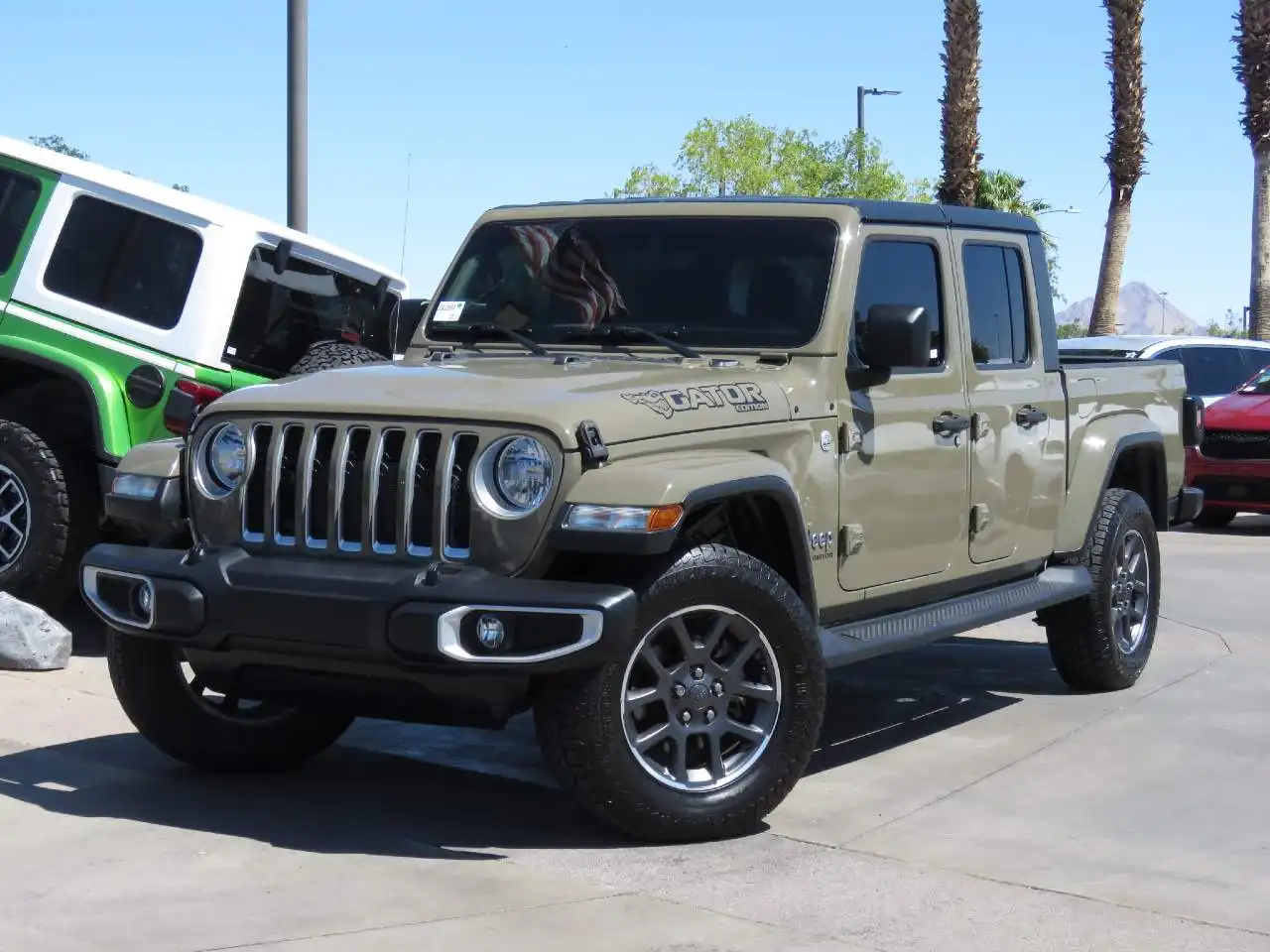 2020 Jeep Gladiator Overland's photo