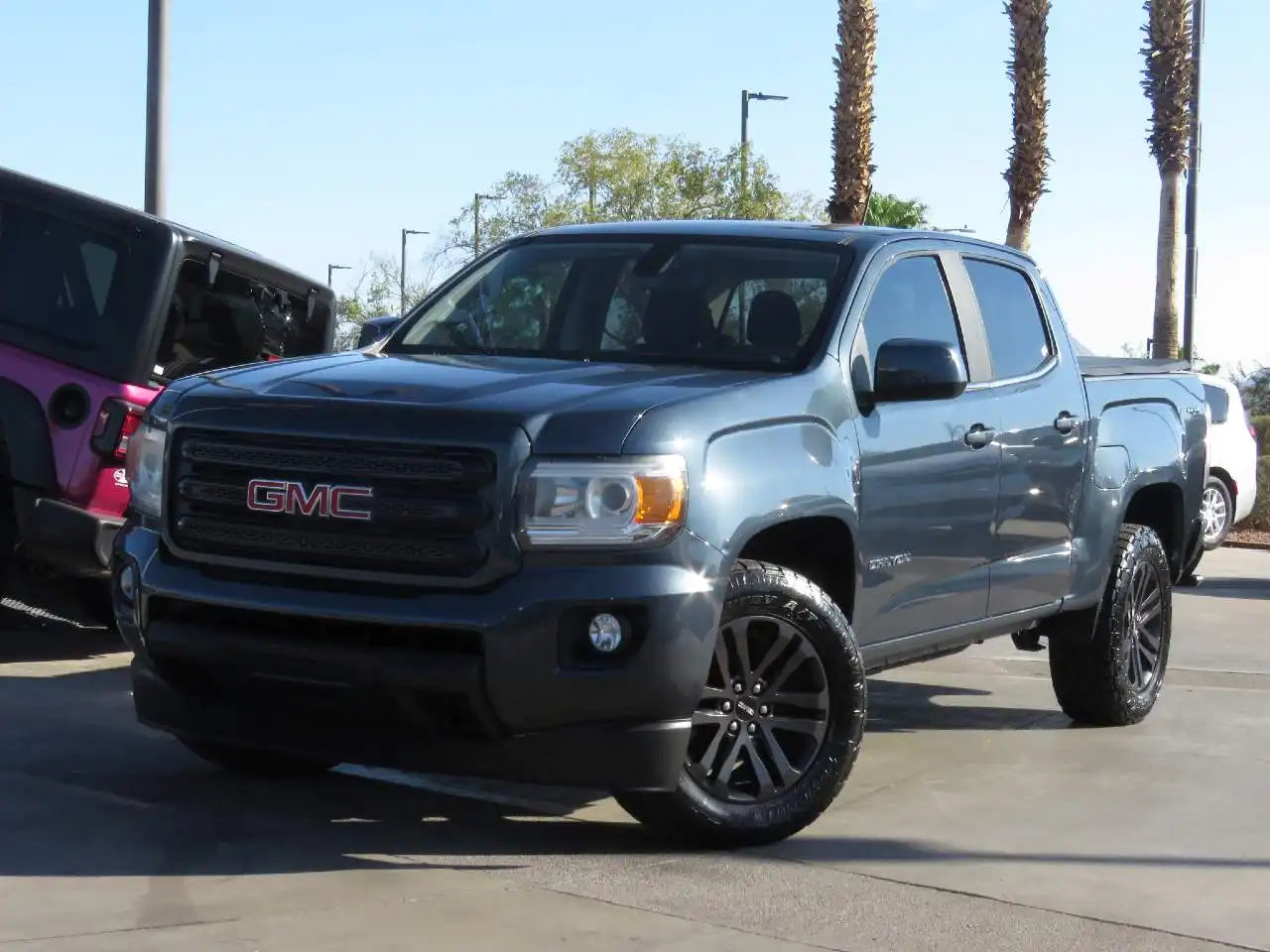 2020 GMC Canyon 4WD SLE Crew Cab Short Box's photo
