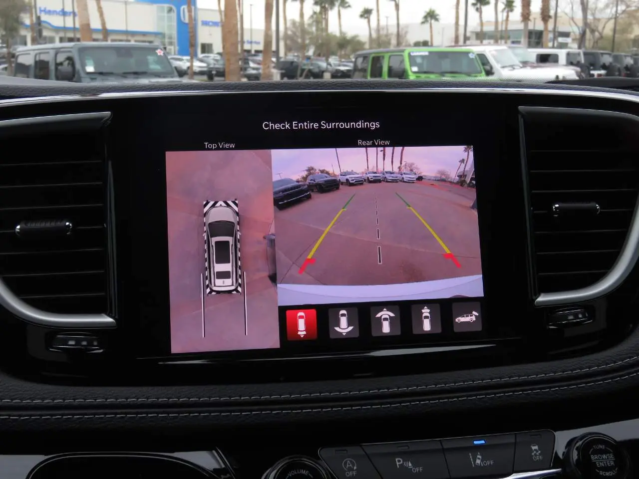 2026 Chrysler Pacifica Select photo 4