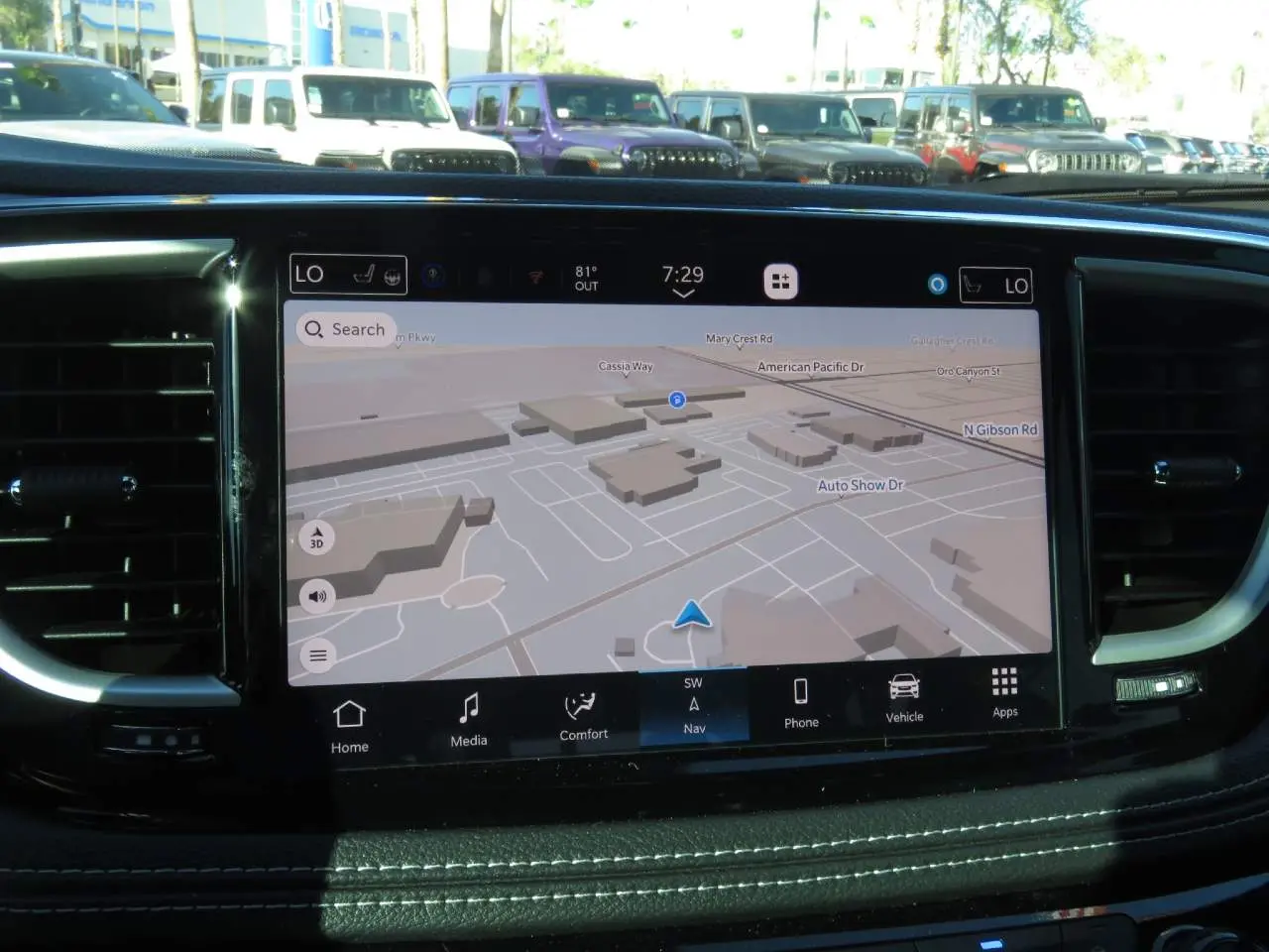 2027 Chrysler Pacifica Select photo 3