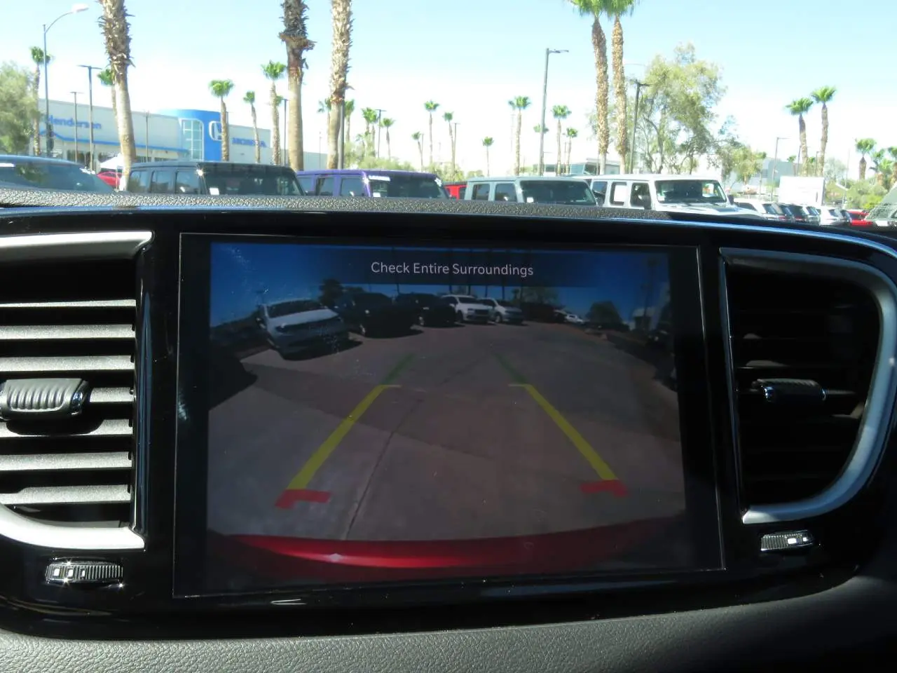2025 Chrysler Pacifica Select photo 3