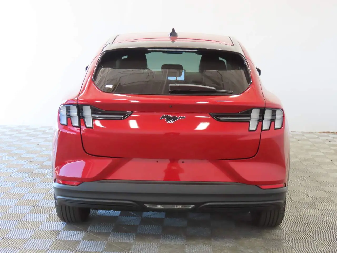 2023 Ford Mustang-Mach-e Select photo 4