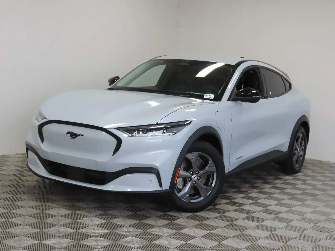 2023 Ford Mustang-Mach-e Select photo 1