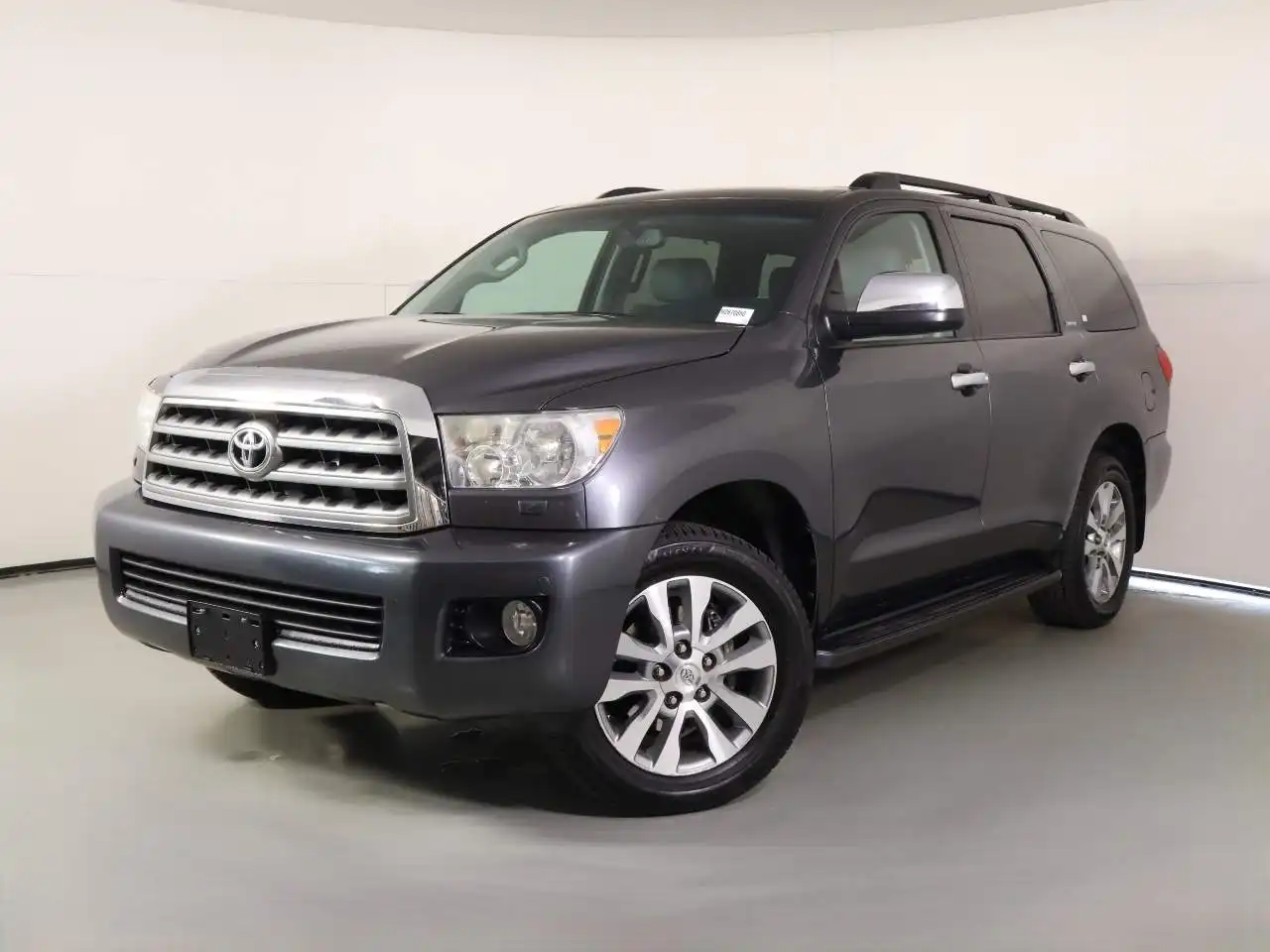 2016 Toyota Sequoia 5.7 Auto Limited's photo